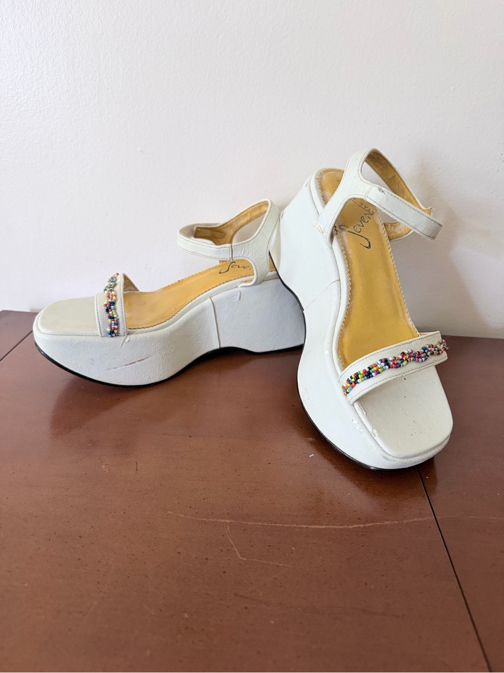Vintage Seven Star Chunky White Platform Heeled Wedge Sandals Beaded 7.5 US Boho